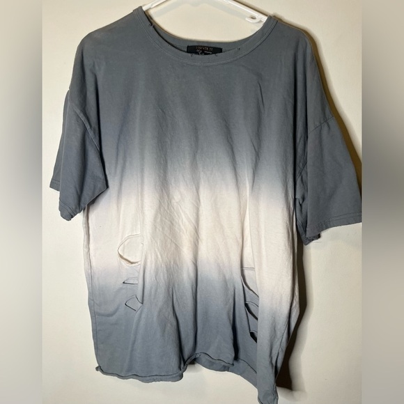 Tie dye distressed tee size XL - Picture 2 of 3